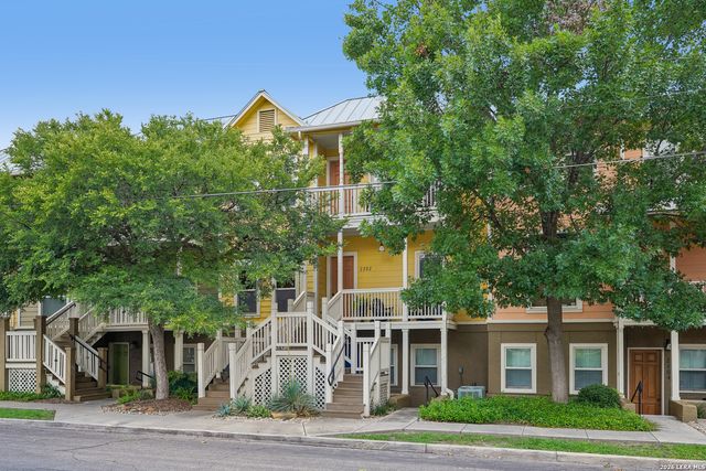 400 E Guenther St Unit 2202, San Antonio, TX 78210