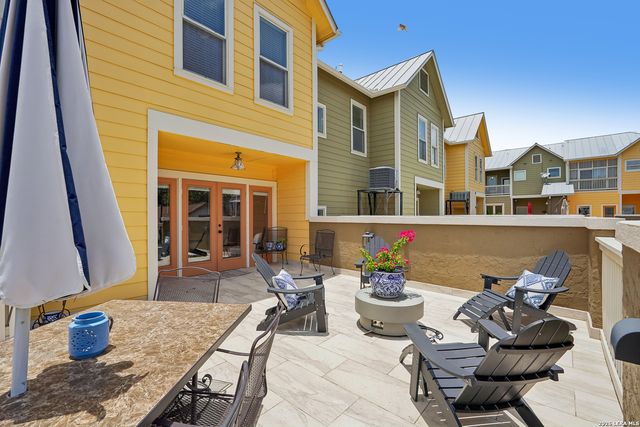 400 E Guenther St Unit 2202, San Antonio, TX 78210