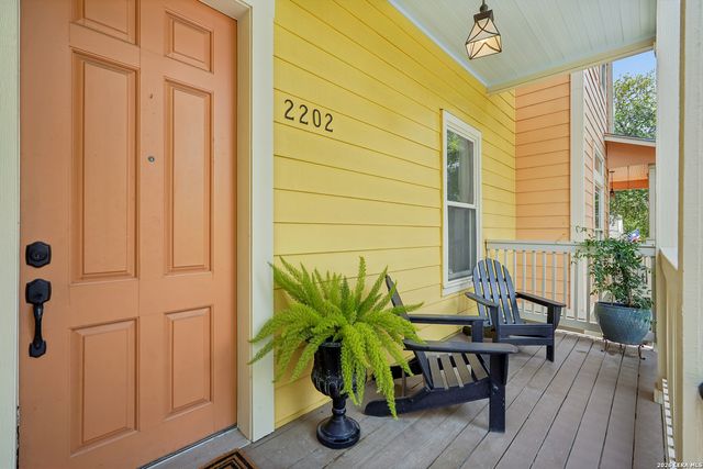 400 E Guenther St Unit 2202, San Antonio, TX 78210