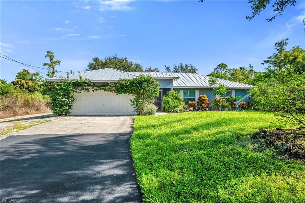 3525 35th AVE NE, NAPLES, FL 34120 — exterior
