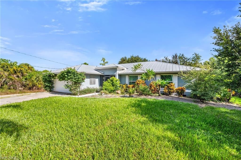 3525 35th AVE NE, NAPLES, FL 34120 — photo 2