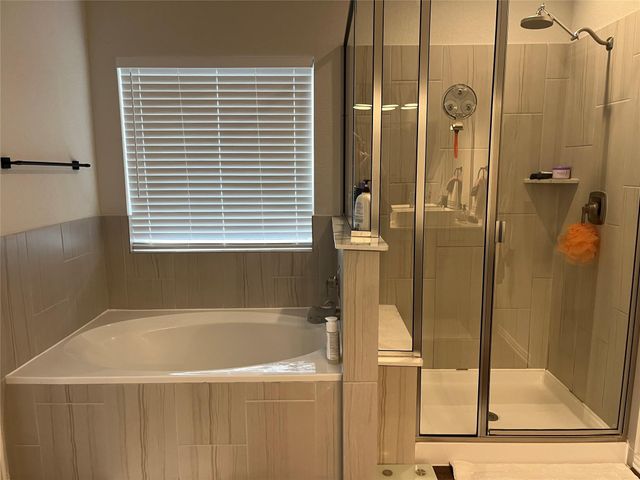 1080 Leadtree LOOP, Buda, TX 78610