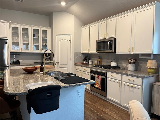 1080 Leadtree LOOP, Buda, TX 78610