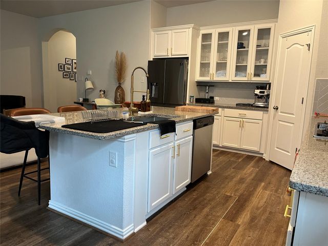 1080 Leadtree LOOP, Buda, TX 78610