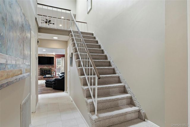 85 Woodlake Drive W, Woodbury, NY 11797