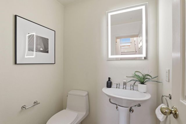 444 San Antonio Road 7B, Palo Alto, CA 94306