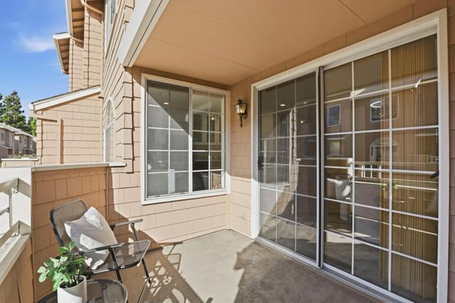 444 San Antonio Road 7B, Palo Alto, CA 94306