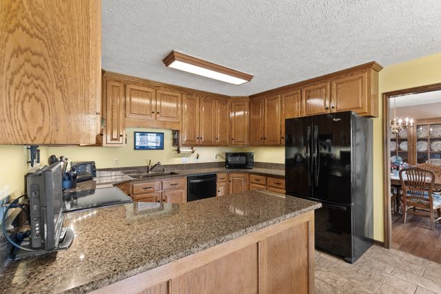 7363 New Chapel Rd, Springfield, TN 37172