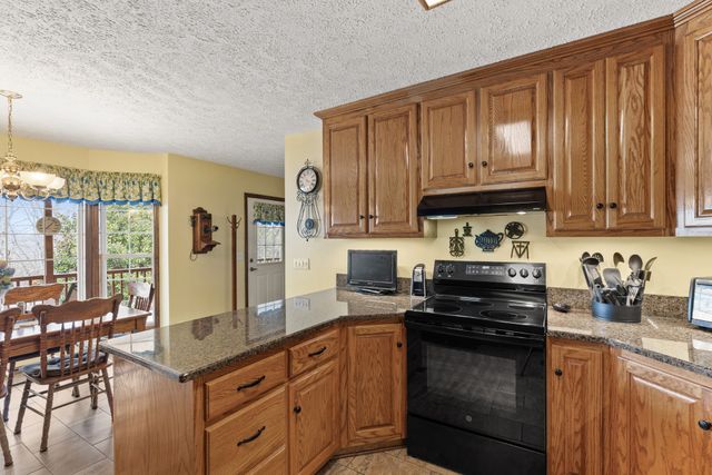 7363 New Chapel Rd, Springfield, TN 37172