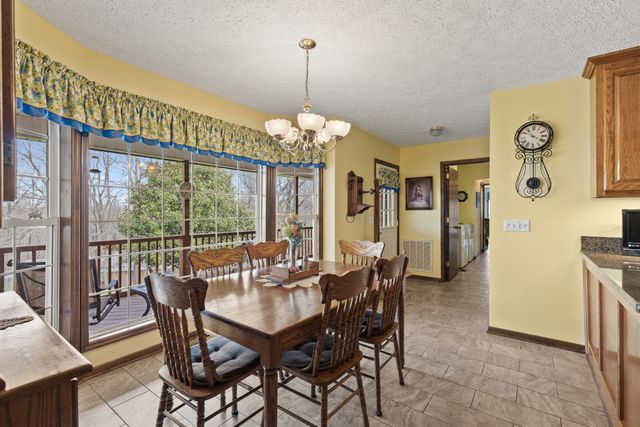 7363 New Chapel Rd, Springfield, TN 37172