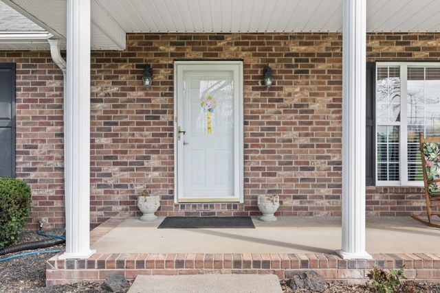 7363 New Chapel Rd, Springfield, TN 37172