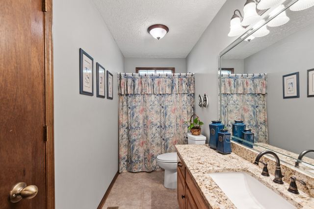 7363 New Chapel Rd, Springfield, TN 37172