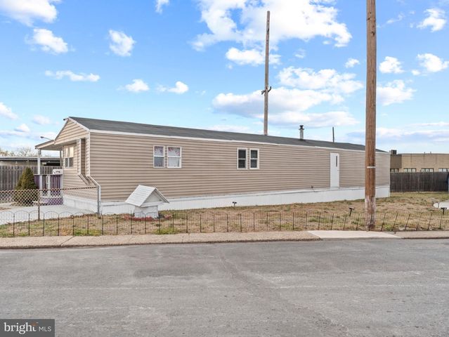 1-A ASHWOOD AVE, Gloucester City, NJ 08030