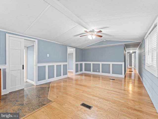 1-A ASHWOOD AVE, Gloucester City, NJ 08030