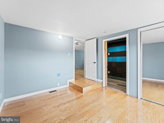 1-A ASHWOOD AVE, Gloucester City, NJ 08030