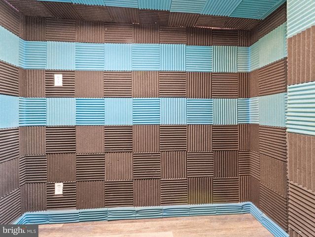 1-A ASHWOOD AVE, Gloucester City, NJ 08030