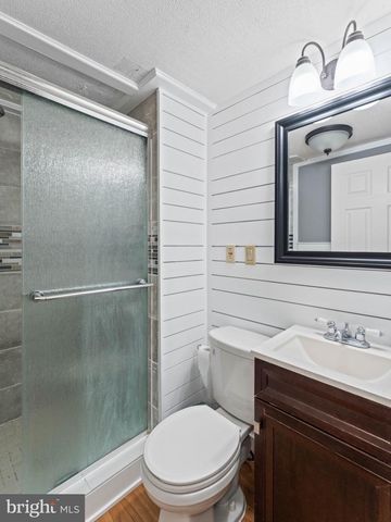 1-A ASHWOOD AVE, Gloucester City, NJ 08030