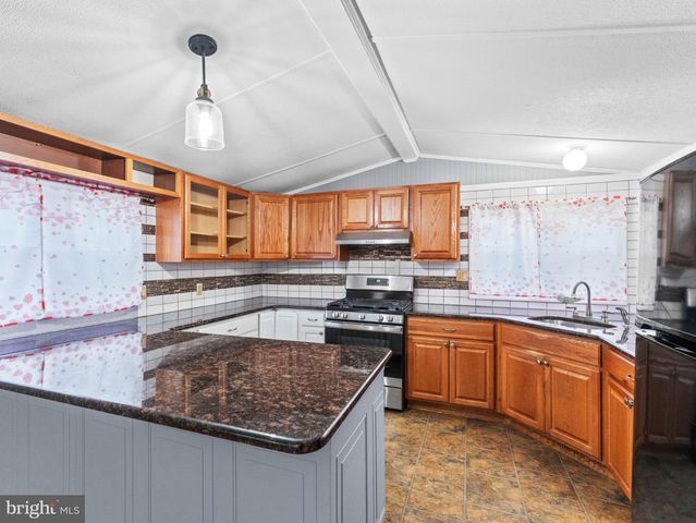 1-A ASHWOOD AVE, Gloucester City, NJ 08030