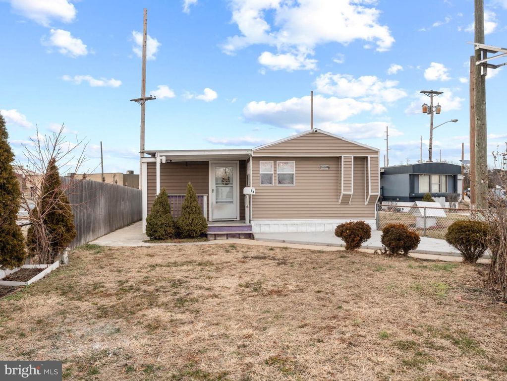 1-A ASHWOOD AVE, Gloucester City, NJ 08030