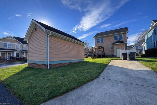 615 Old Heritage Trail, Greensboro, NC 27401