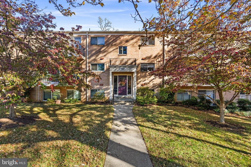 10661 MONTROSE AVE #103, Bethesda, MD 20814