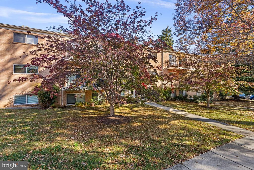 10661 MONTROSE AVE #103, Bethesda, MD 20814