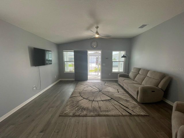 1221 SEAN CURRAN COURT, The Villages, FL 34762