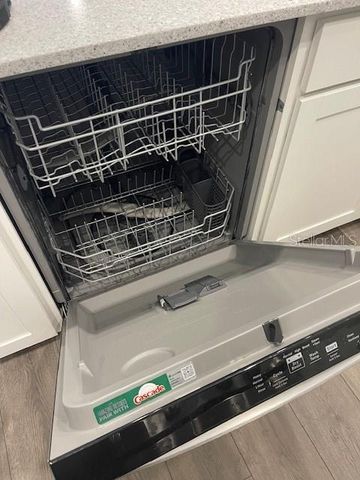 1221 SEAN CURRAN COURT, The Villages, FL 34762