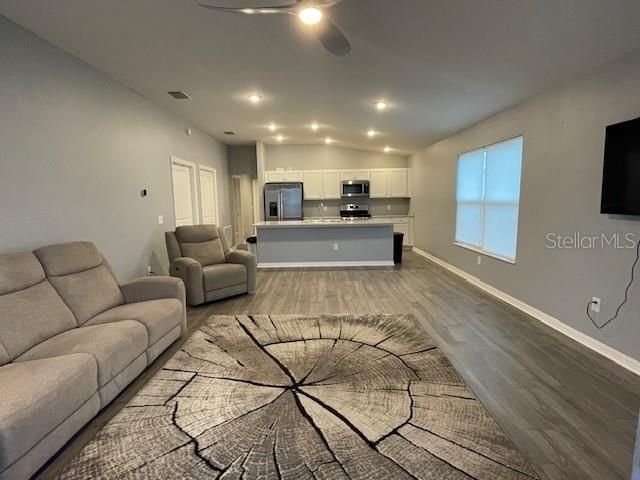 1221 SEAN CURRAN COURT, The Villages, FL 34762