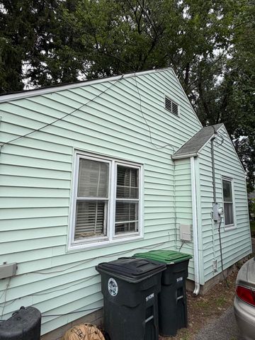 10 W 37th Avenue, Hobart, IN 46342