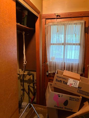 10 W 37th Avenue, Hobart, IN 46342
