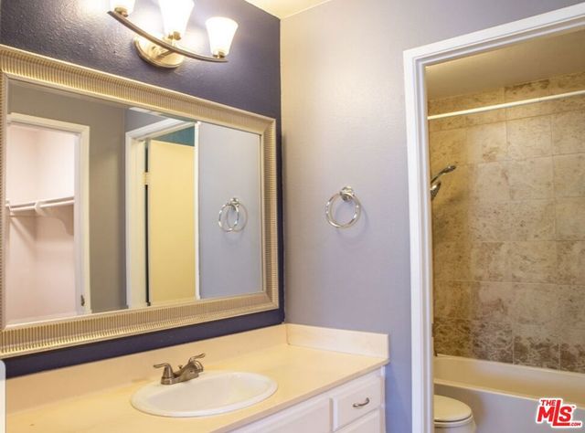 27656 Ironstone Drive 2, Canyon Country, CA 91387