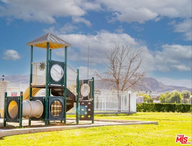 27656 Ironstone Drive 2, Canyon Country, CA 91387