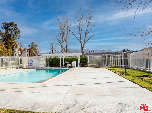 27656 Ironstone Drive 2, Canyon Country, CA 91387