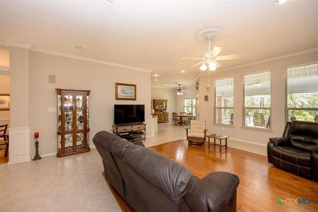 299 White Oak Drive, Killeen, TX 76549