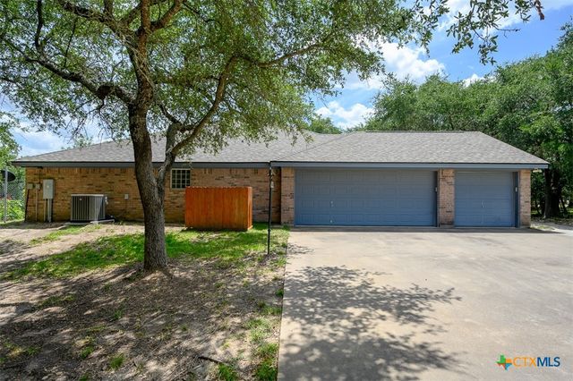 299 White Oak Drive, Killeen, TX 76549