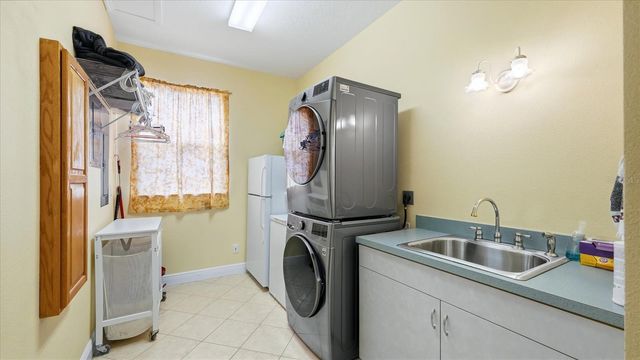 280 W COWLES STREET, Englewood, FL 34223