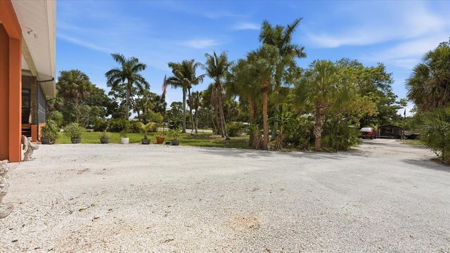 280 W COWLES STREET, Englewood, FL 34223