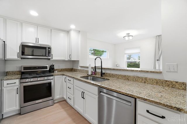 3723 Carlton Avenue, Fairfax, OH 45227