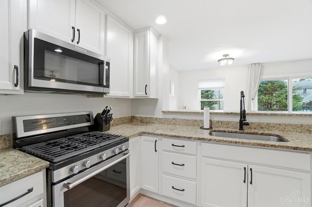 3723 Carlton Avenue, Fairfax, OH 45227