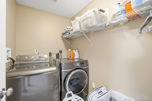 3723 Carlton Avenue, Fairfax, OH 45227