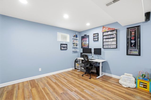 3723 Carlton Avenue, Fairfax, OH 45227