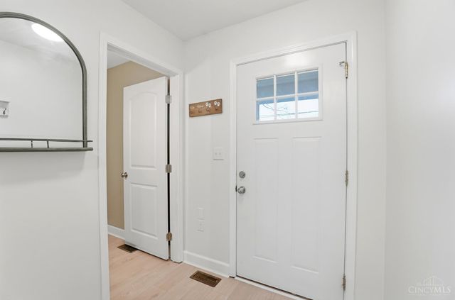 3723 Carlton Avenue, Fairfax, OH 45227