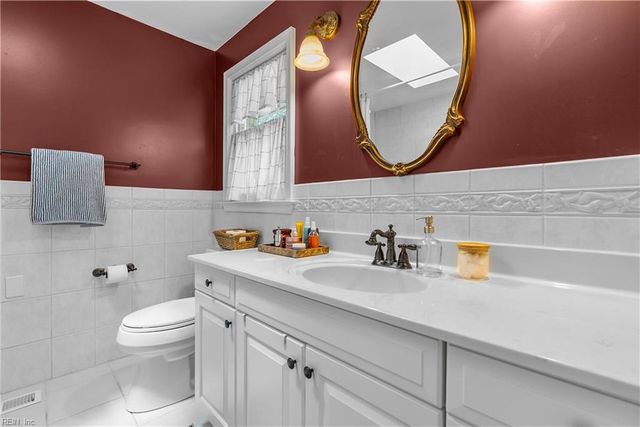 452 Warhawks RD, Chesapeake, VA 23322
