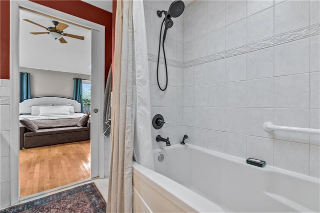 452 Warhawks RD, Chesapeake, VA 23322
