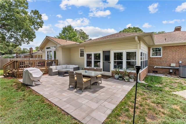 452 Warhawks RD, Chesapeake, VA 23322