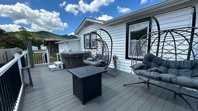 3969 3975 Wears Valley Road, Sevierville, TN 37862
