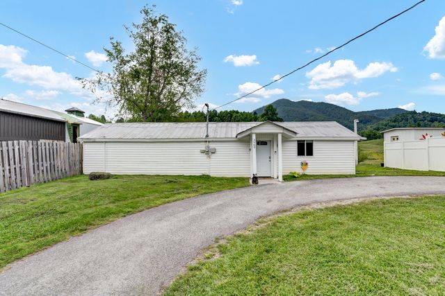3969 3975 Wears Valley Road, Sevierville, TN 37862