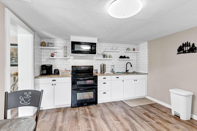 3969 3975 Wears Valley Road, Sevierville, TN 37862