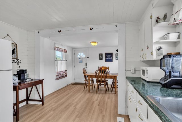 3969 3975 Wears Valley Road, Sevierville, TN 37862
